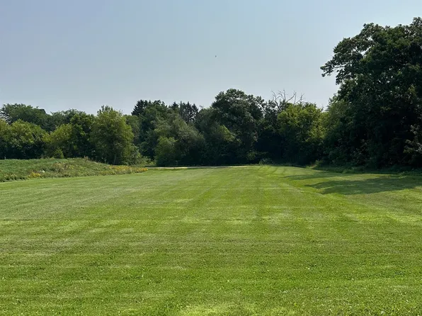 17 White Cedar Dr, Verona, WI 53593