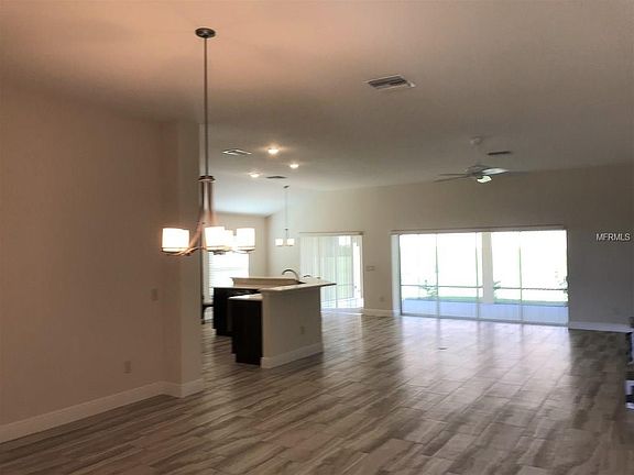 5th image of 2978 Chance Ct