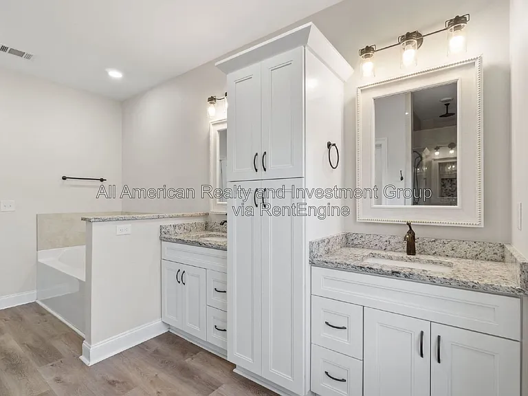 331 Adams Dr — Photo 23