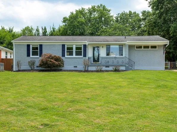 220 Graeme Dr, Nashville, TN 37214