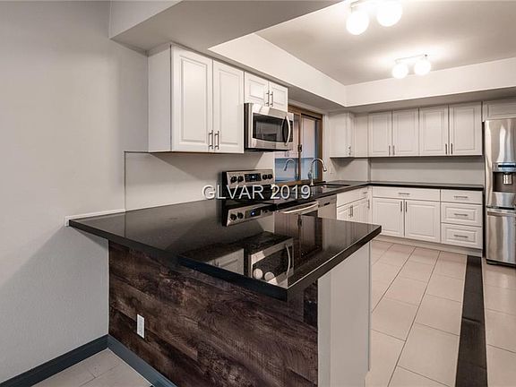 5th image of 205 E Harmon Ave APT 504