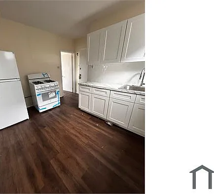 2 bed, $2,400 — Photo 2