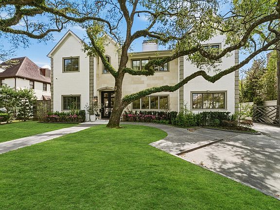 2nd image of 2211 Troon Rd