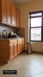 Rented by ZealEstate Group Inc