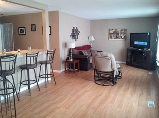50 Lost Dutchman Dr, Saint Peters, MO 63376