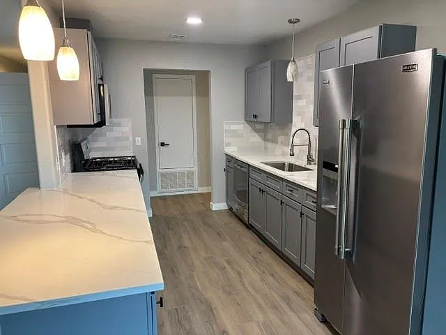 1914 Cameo Dr — Photo 2