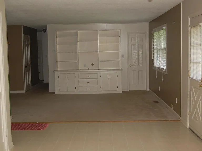 7165 Noel Rd — Photo 8