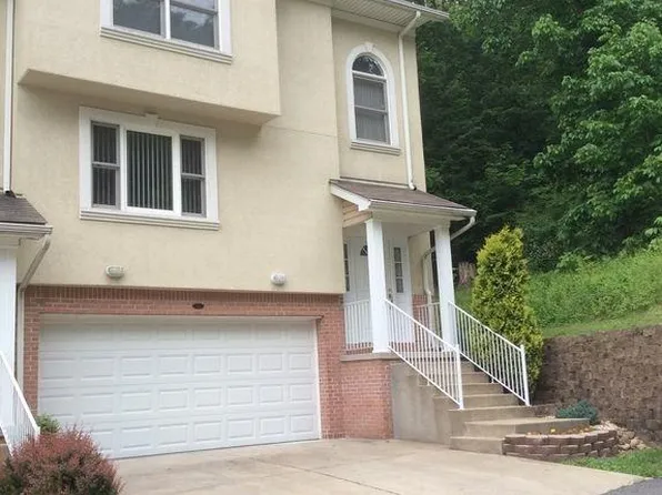 114 Cadet Ct, Morgantown, WV 26508