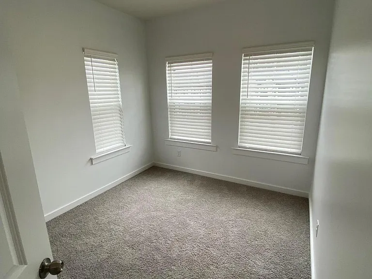 236 Somerset Acres Dr — Photo 24