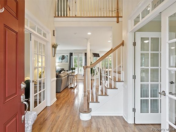 3rd image of 601 Brentmeade Dr