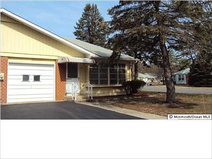 1st image of 10B Jefferson Ln