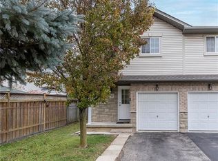 1523 Upper Gage Ave #10, Hamilton, ON L8W 1E6