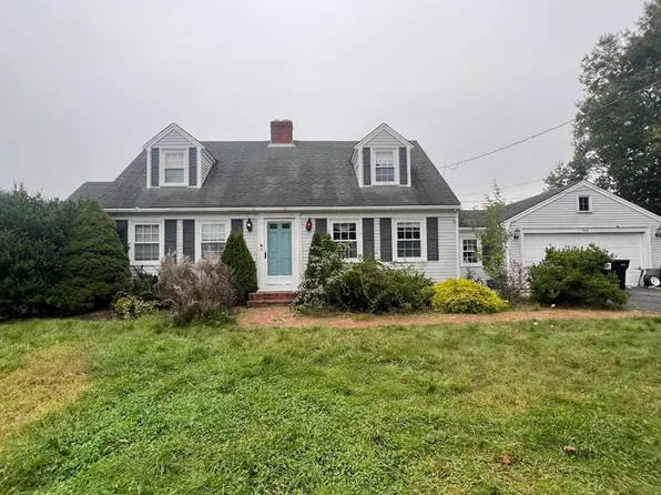 344 Thompson St, Halifax, MA 02338