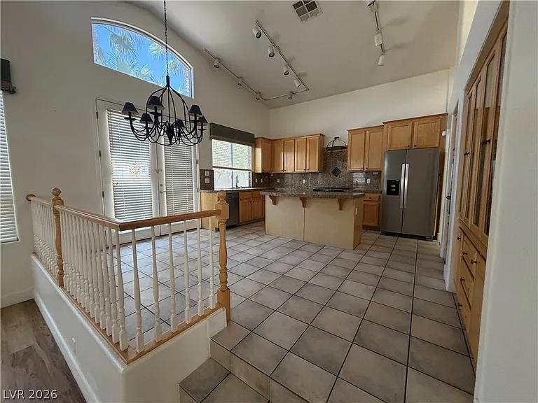 10225 Red Bridge Ave — Photo 5
