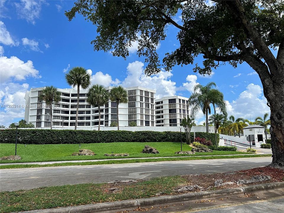 1st image of 13951 Kendale Lakes Cir #209A