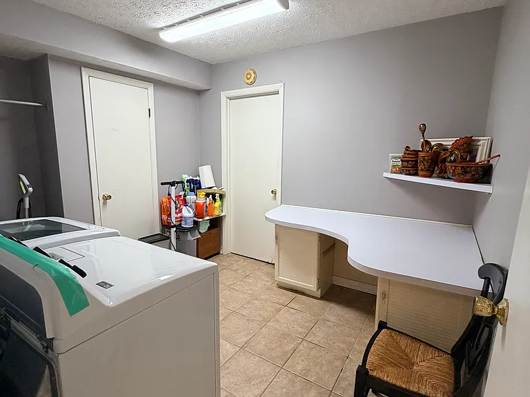 8226 Glencree Pl — Photo 24