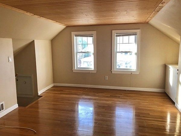 1st image of 20 Roselin Ave #3