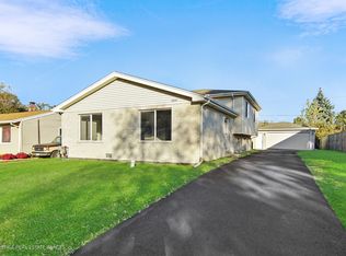 15335 Willow Ln, Markham, IL 60428