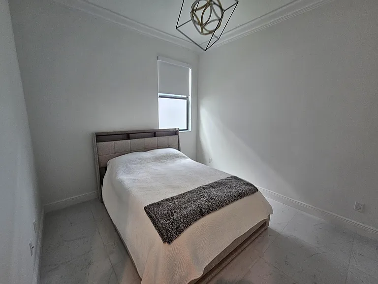 9142 SW Esule Way — Photo 12