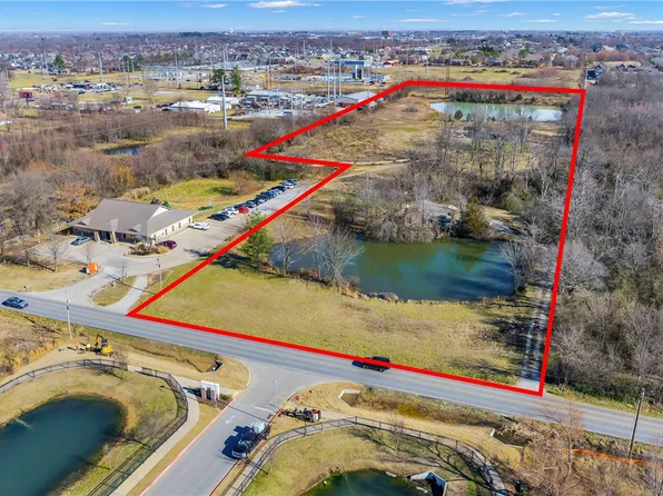 1621 & 1623 Greenhouse Rd, Bentonville, AR 72713