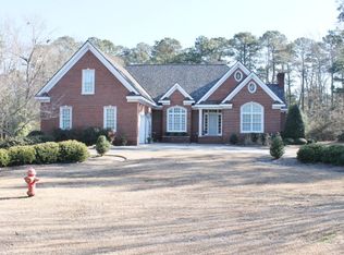102 Long Leaf Ln, Goldsboro, NC 27534