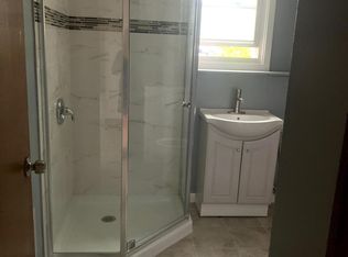 9760 Penn Ave S, Minneapolis, MN 55431