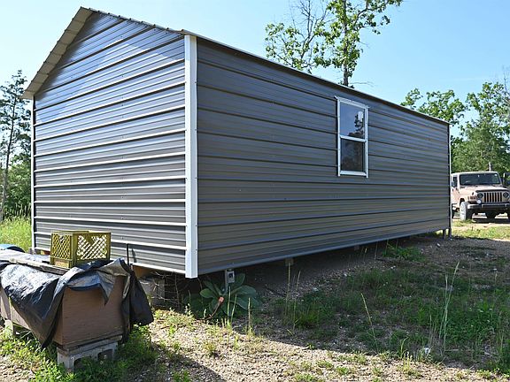 4th image of 2193 Gaston Rd