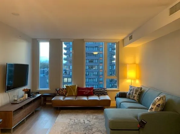 2888 Cambie St #618, Vancouver, BC V5Z 0H3