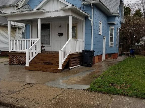 2nd image of 218 W 1st Ave