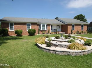 201 University Dr, Jacksonville, NC 28546