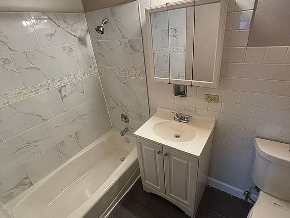 4th image of 12500 S Lincoln St APT 10