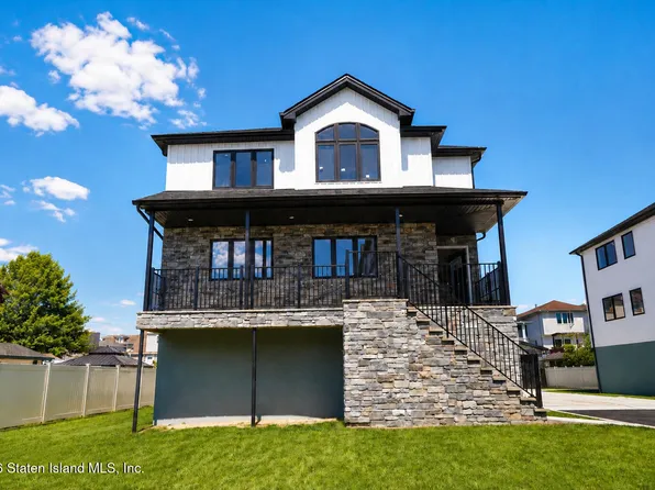 341 Mallory Ave, Staten Island, NY 10305