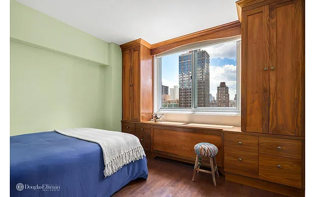 Sold by Douglas Elliman | media 5