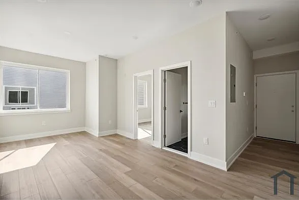 2105 Germantown Ave #11 — Photo 8