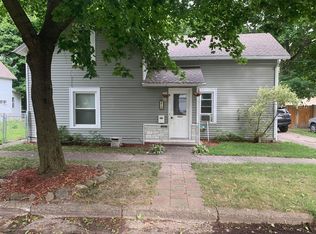 210 N Irving St, Greenville, MI 48838