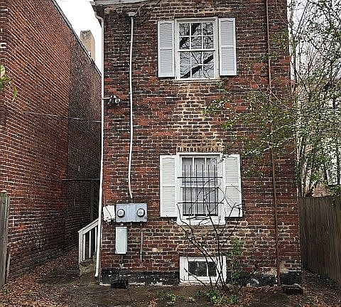 2nd image of 513 W Marshall St