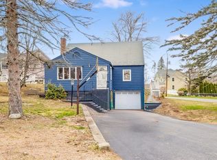 52 Albemarle Ave, Lexington, MA 02420