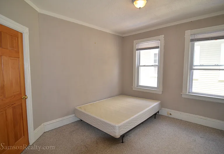 11 Summit Ave #2 — Photo 4