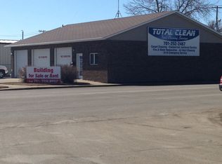 1002 3rd Ave SE, Jamestown, ND 58401