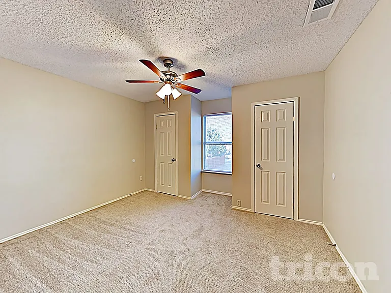 2036 Talon Dr — Photo 13