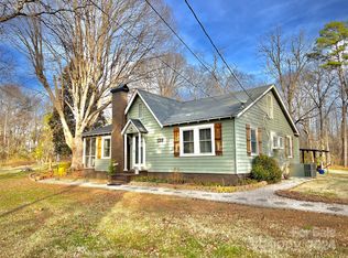 128 Old Hanks Rd, Gastonia, NC 28056