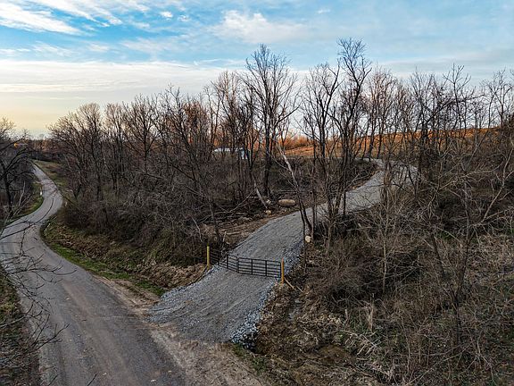 5th image of 56 Roscoe Rd