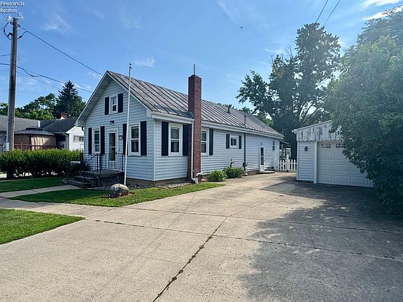 2nd image of 20 S Hamilton St