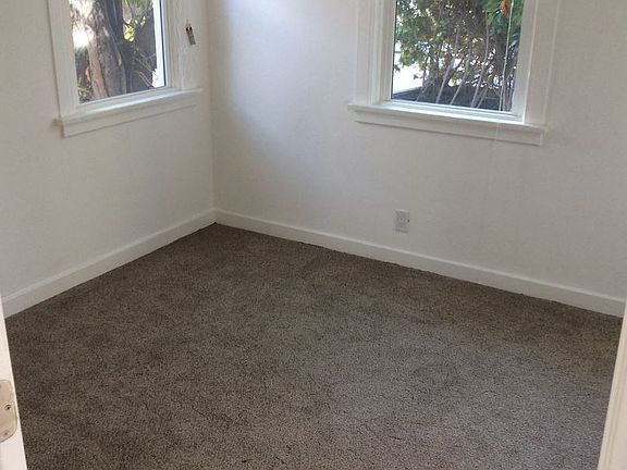 5th image of 1327 E Santa Clara St APT B