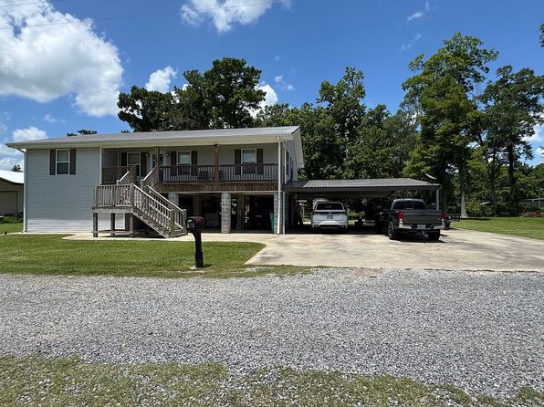 109 Walnut Rd