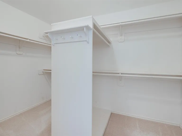 12414 N Shadow Cove Ln — Photo 31