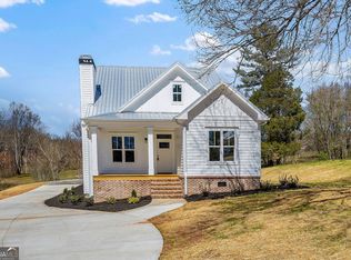 405 Roper Dr, Clarkesville, GA 30523