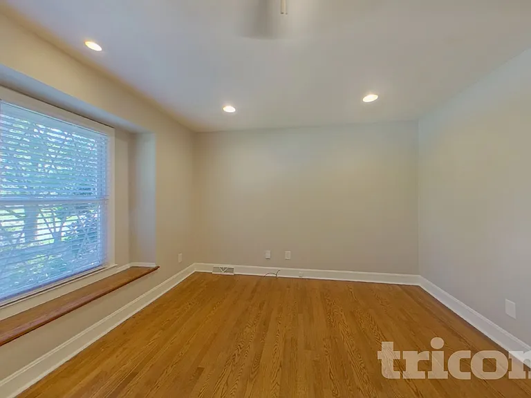 7133 Starvalley Dr — Photo 2