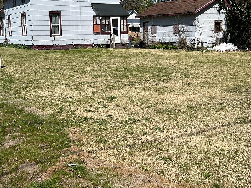 2nd image of 361 E May St