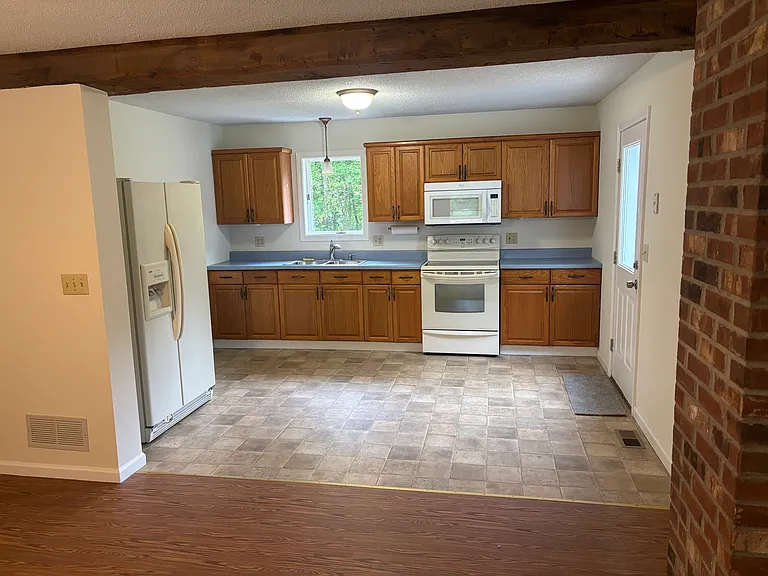 180 Haywardville Rd — Photo 7